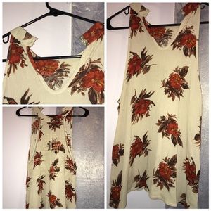 Cute, button collar, summer tank top.